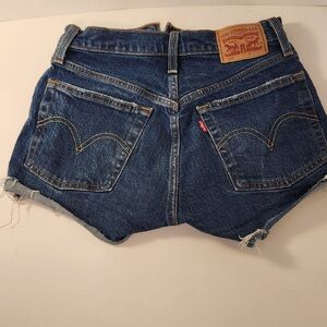 Levi’s 501 Womens Jean Shorts size 24